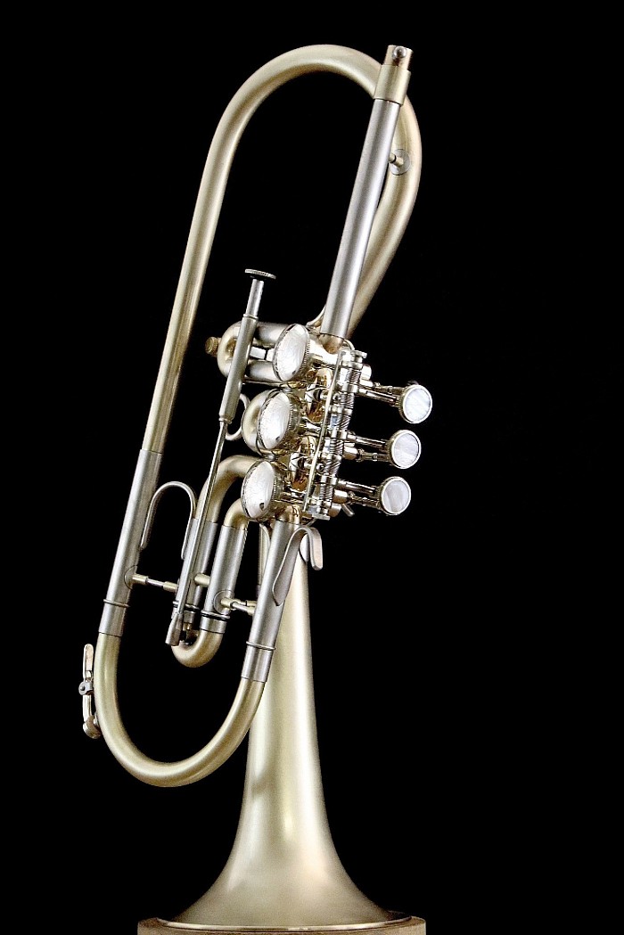 Top Action Twister Bb Trumpet